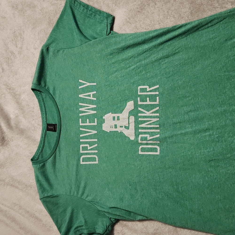 Soft woman's tshirt "Driveway Drinker"